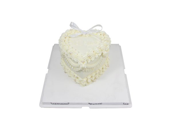 White Heart Cake with Ribbon -  كيكة على شكل قلب