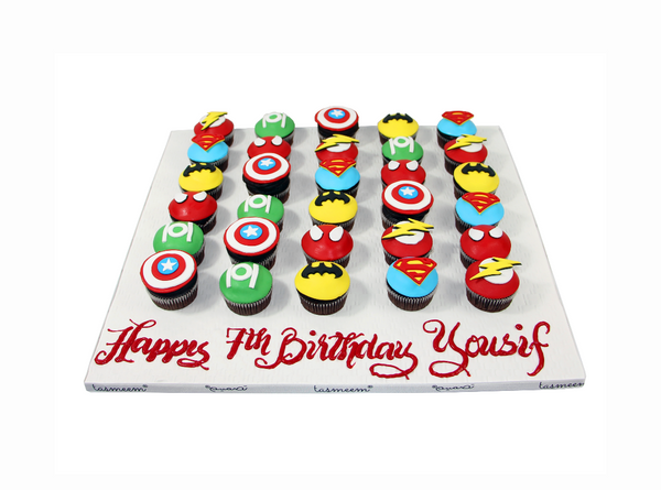 Super Hero Cupcakes on Board - كب كيك بتصميم خاص