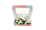 Birthday Gift Box - White Bloom and Black Bow Mini Cake  مجموعه عيد الميلاد مكونه من بوكيه ورد أبيض وكيكه ميني