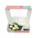 Birthday Gift Box - White Bloom and Gold Mini Cake مجموعه عيد الميلاد مكونه من بوكيه ورد أبيض وكيكه ميني