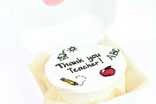 Teacher's Day Mini Cake- كيكه حجم ميني (يوم المعلم)