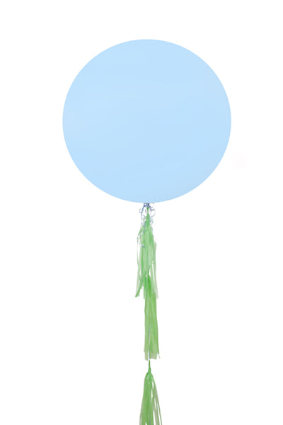 36" Macaron Pastel Blue Latex Balloon with Tassel بالون ٣٦ بوصه مع شرائط - اللون ازرق فاتح