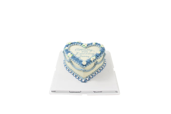 Heart-Shaped Vintage Blue Cake - كيكة يوم ميلاد