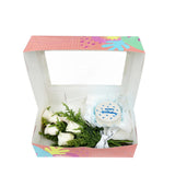 Birthday Gift Box - White Bloom and Blue Round Mini Cake مجموعه عيد الميلاد مكونه من بوكيه ورد أبيض وكيكه ميني زرقاء