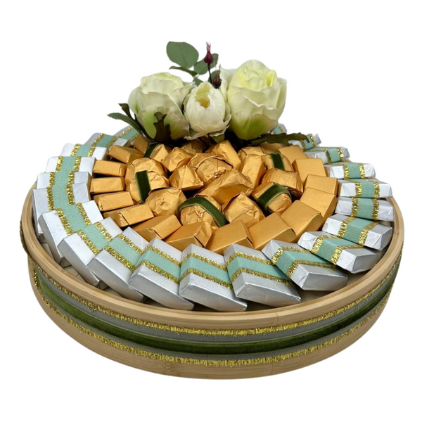 Ready-Made Chocolate Round Tray - Gold  صواني شوكولاتة