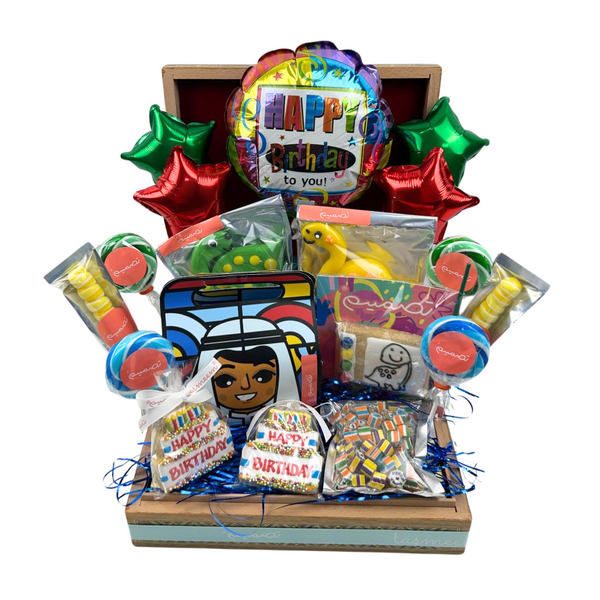 Delightful Birthday Box Hamper - Boy سله هدايا عيد ميلاد- اولاد