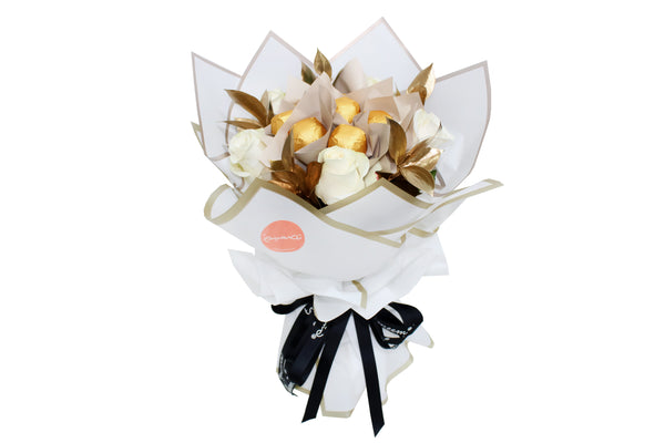 Flowers & Chocolate Hand Bouquet - بوكيه ورد وشوكولاتة