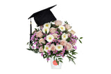 Congrats Grad Flower Arrangement  تنسيق زهور قبعه التخرج