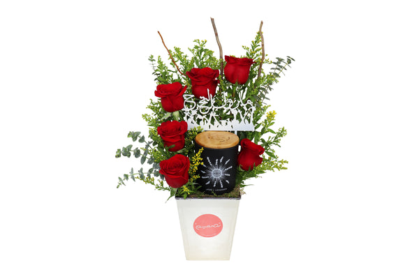 Graduation - Red Roses and Candle in a Vase  ورد احمر مع شمعه في مزهريه للتخرج