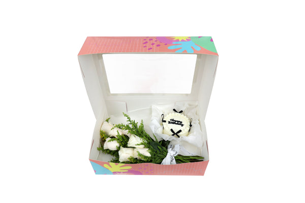 Birthday Gift Box - White Bloom and Black Bow Mini Cake  مجموعه عيد الميلاد مكونه من بوكيه ورد أبيض وكيكه ميني
