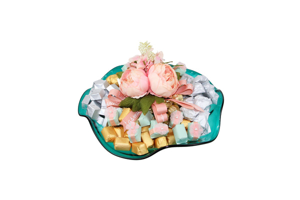 Petal-Kissed Chocolate Bowl  وعاء الشوكولاتة مع الورد