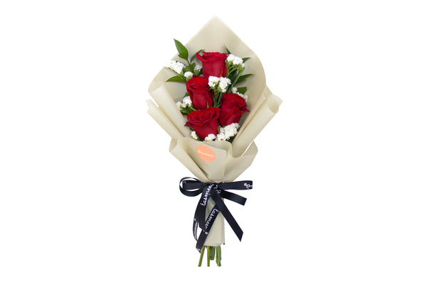 Classic Red Rose Bouquet باقة ورد كلاسيكية باللون الأحمر