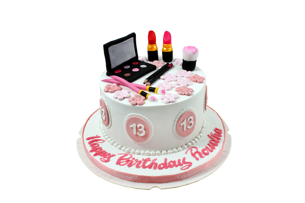 Lady Kit Birthday Cake - كيكة يوم ميلاد