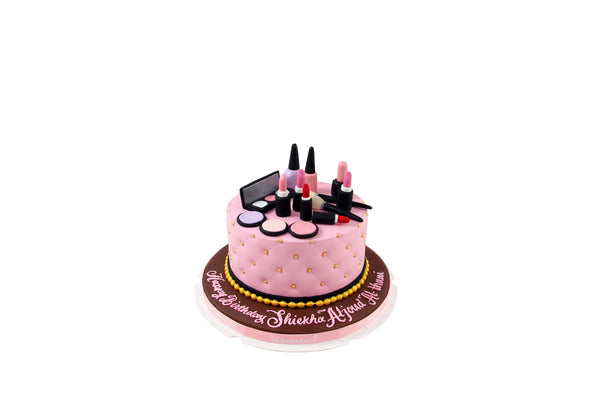 Beauty Kit Birthday Cake - كيكة يوم ميلاد