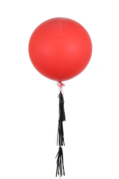 36" Red Latex Balloon with Tassel  بالون ٣٦ بوصه مع شرائط - اللون احمر
