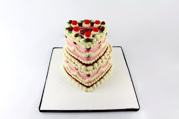 Two-Tiered Birthday Cake III - III كعكة عيد ميلاد من طبقتين