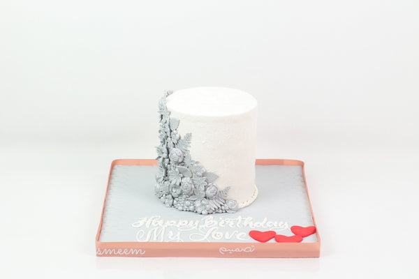 Flowery Cake White - كيكة مزينة بالورود