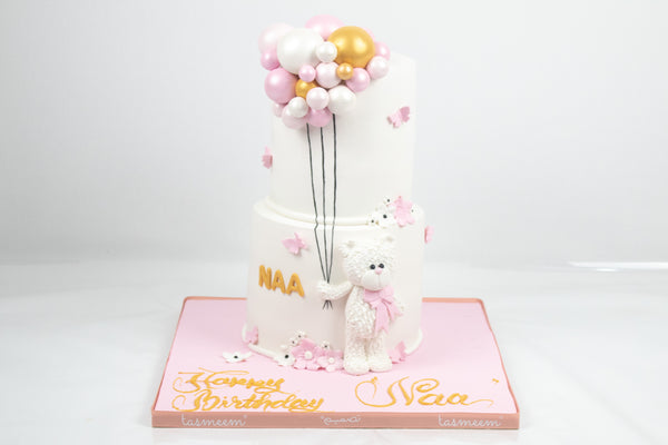 Cute Bear Birthday Cake - كيكة من طابقين