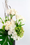 White and Green Flower Arrangement - تنسيق ورد ابيض و اخضر