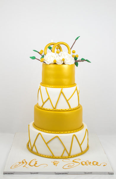 White & Gold Wedding Cake - كيكة زواج من ٤ طوابق