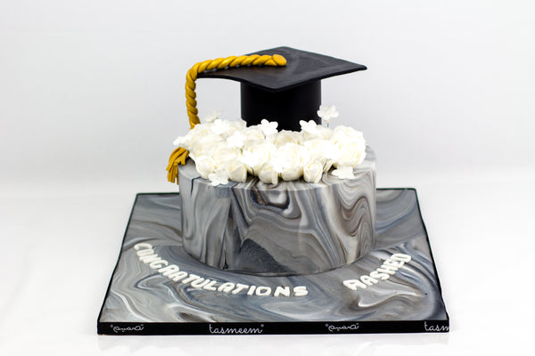 Marble Graduation Cake - كيكة تخرج