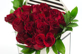 White Envelope Flower Box - تنسيق ورد داخل مخلف