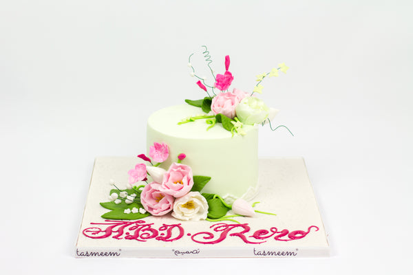 Round Cake with Flowers - كيكة دائريه