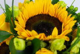 Sunflowers in a Clear Vase - تنسيق ورد طبيعي بورود دوار الشمس