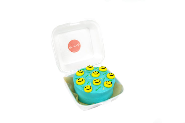 Happy Face Mini Cake I - ميني كيك هابي فيس I