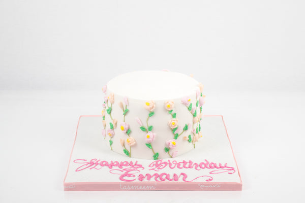 Mini Flower Vine Birthday Cake - كيكة مزينه بالورد