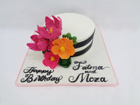 Round Cake with Beautiful Fondant Flowers